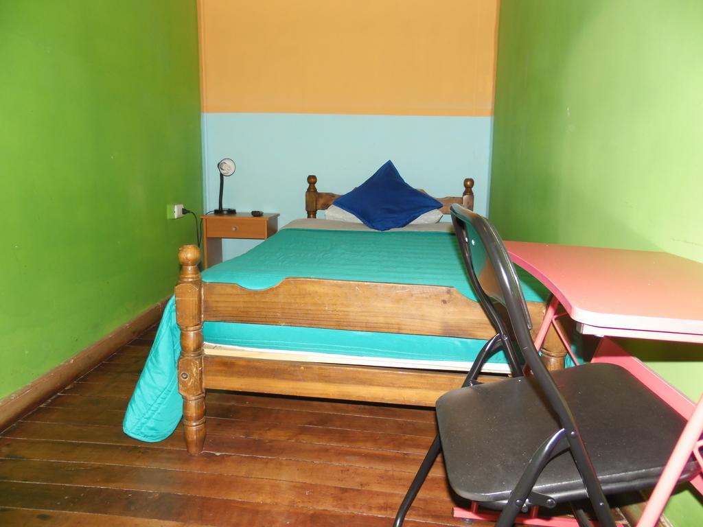 Hostal Tricontinental Valparaíso Quarto foto